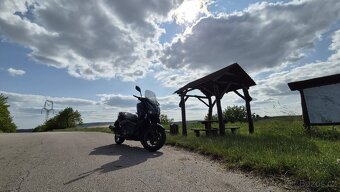 Yamaha x-max 125 - 7