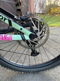 Ghost Riot AM velikost M - 7