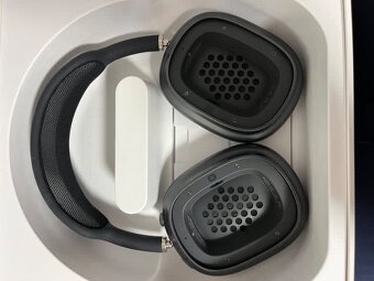 Apple AirPods Max - 7