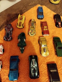 Hot wheels autíčka 36 ks - 7
