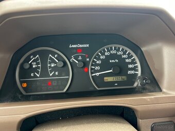 Toyota Land Cruiser Hzj 79 V8 - 7