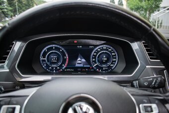 VW Tiguan R-line 2.0TDi 140kw DSG 4x4 Keyless Virtual 360 - 7