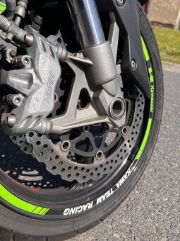 Kawasaki Z1000 - 7