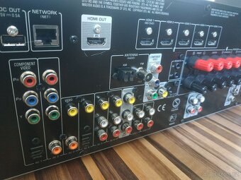 Predám 7.2 čierny AV receiver Yamaha RX-V 673 - 7