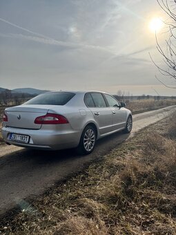 Škoda Superb 2 2011 - 7