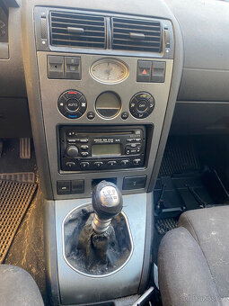 Ford Mondeo combi 2,0 TDCI 96 kw celé auto na díly - 7