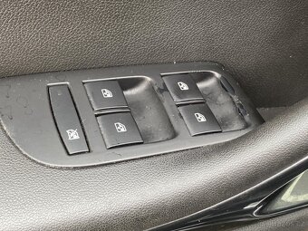 Opel Zafira 2.0CDTi , 96 kW nafta, 2013 - 7