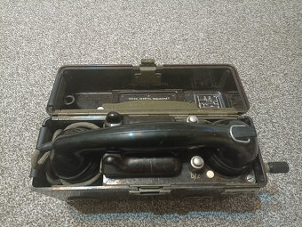 2x starý retro polní telefon (vojenský telefon) - 7