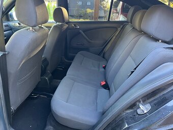 Škoda Octavia 1.9 TDI 74kW RS PAKET - 7