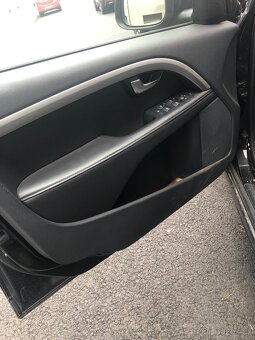 Volvo V70 D5 158KW - 7