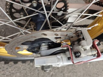 Suzuki RMZ 250, super stav, ZIMNÍ cena, bez investic - 7