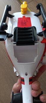 Vrtulnik hasici -hracka - 7
