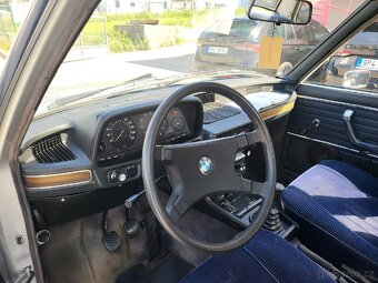 BMW e12, 518i,rok 1975,najeto 180tis km. - 7