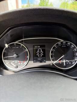 Prodám Škoda Octavia 2, 1.8Tsi, 213tis.km ma nejeto. - 7
