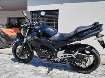 Suzuki gsr 600 top stav - 7
