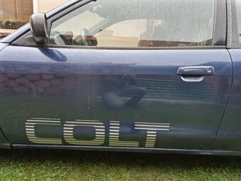 Mitsubishi Colt V 2003 - 7
