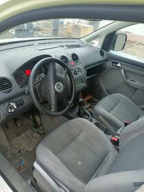 Prodám veškeré díly z Volkswagen Caddy III LIVE 1.9 TDI 55KW - 7