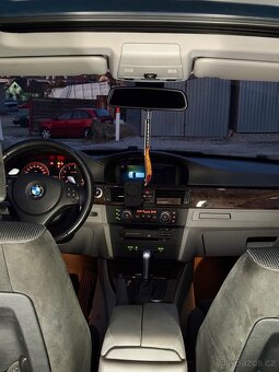BMW e91 330i - 7