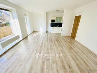 Pronájem byty 2+kk, 63 m2 - Znojmo, ulice Aninská - 7