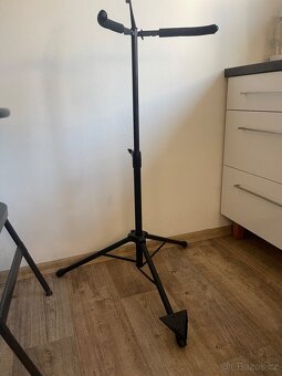 Příslušenství k violoncellu (smyčec, stojan) - 7