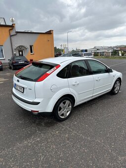 Ford Focus 1.8 - 7