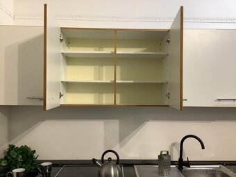 Světlá moderní kuchyně CALLY - 7