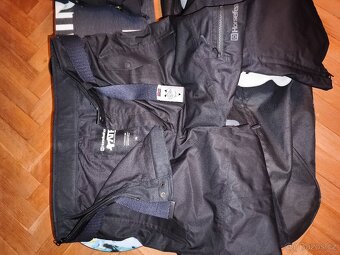 Výbava na snowboard - 7