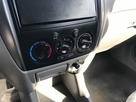 Mazda Premacy 2,0Di 74kW 2003 RF, díly - jezdí - 7