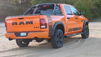 Dodga Ram 1500 5.7 4×4 - 7