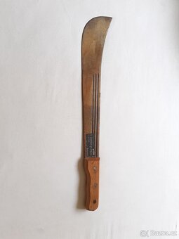 Prodám nikdy nepoužitou mačetu 58cm. Vyrobeno v ČSSR - 7