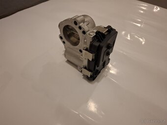 Škoda OCTAVIA III (5E5, 5E6) Hrdlo škrtící klapky - 7