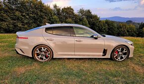 Kia Stinger GT 3.3 4x4 272kW 2018 - 7