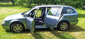 Škoda Octavia Combi - 7