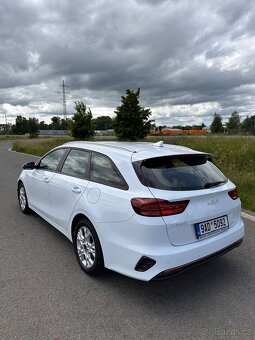 Prodám Kia Ceed SW 1.0 T-GDI ve výbavě Spin 5 let záruka - 7