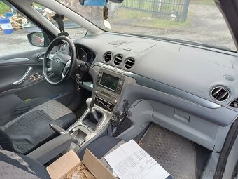 Ford Galaxy - 7