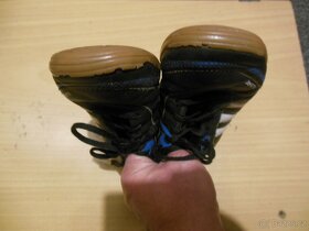 Prodám lyžáky sjezdové, tenisky adidas a reebok - 7