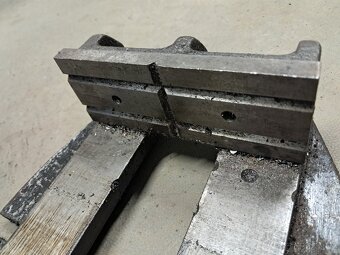 Strojní svěrák - 7