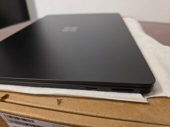 Microsoft Surface Laptop 7 Black for business (Intel 7) - 7