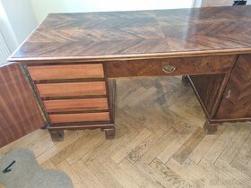 Starožitný nábytek - 7