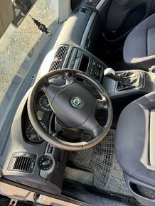 Škoda octavia 2 1.9tdi 77kw BJB převodovka-GQQ barva -9102 - 7