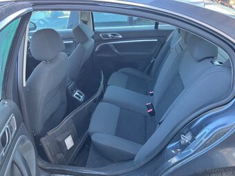 ŠKODA SUPERB 2.0Tdi-2008 POTKANÝ MOTOR-NEPOJÍZDNÉ - 7