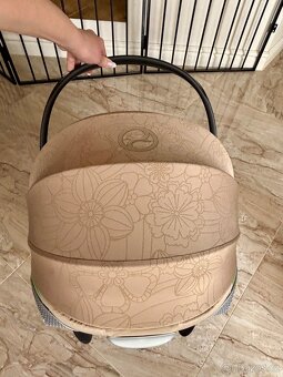 CYBEX Cloud T i-Size (0-13 kg) Simply Flowers Beige Platin - 7