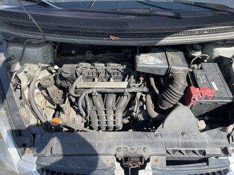 Mitsubishi Colt 1.3 - 7
