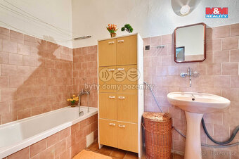 Prodej rodinného domu, 617 m², Pelhřimov, ul. Palackého - 7