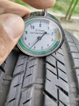 235/65/17 letni pneu CONTINENTAL 235/65 R17 - 7
