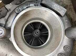 Turbo 059145721G 2.7TDI 140KW CGKA 2.7TDI 140KW AUDI A4 B8 - 7