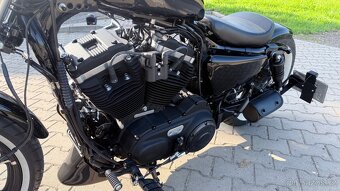 Harley Davidson Sportster XL 883 Iron - 7