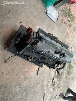 Motor bmw e30 e34 2,5i 125kw M20B25 - 7