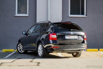 Škoda Octavia Combi 2.0 TDI Style DSG / SPLÁTKY/PROTIÚČET / - 7