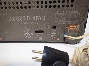 Tesla Accord 401U - 7